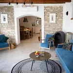 Pirk Villa *