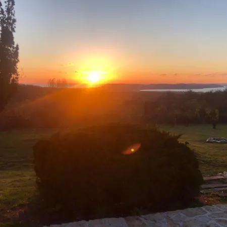 ヴィラ Pirk Vendeghaz Vászoly