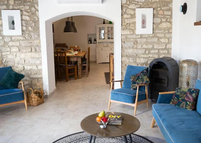 Pirk Villa *